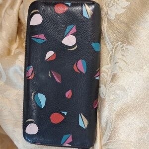 Fossil Full Size Black Zip Around Wallet  Whimsical Design
